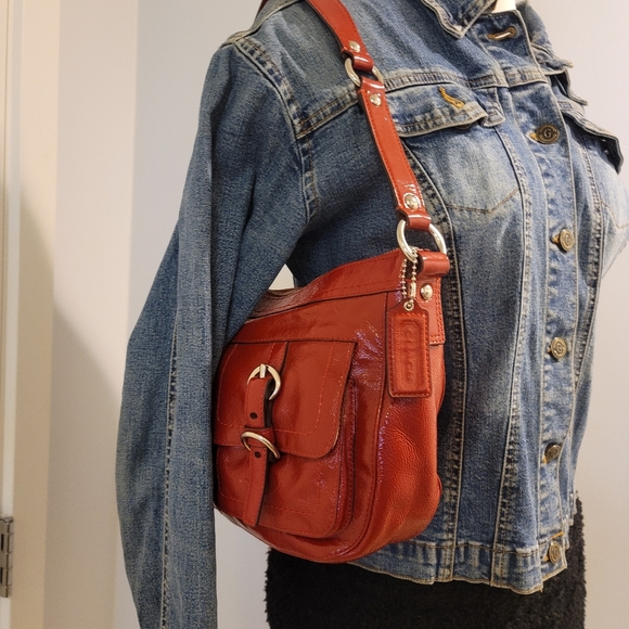 Beautiful  Coach Bag - Picture 2 of 11